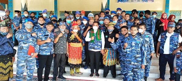 Bupati Zukri Kukuhkan Benteng Melayu Pelalawan Bersatu 